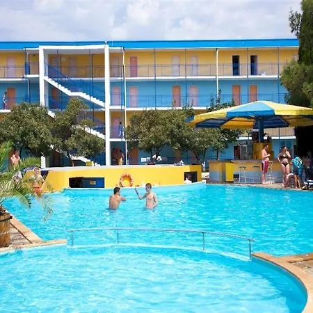 Azurro Hotell