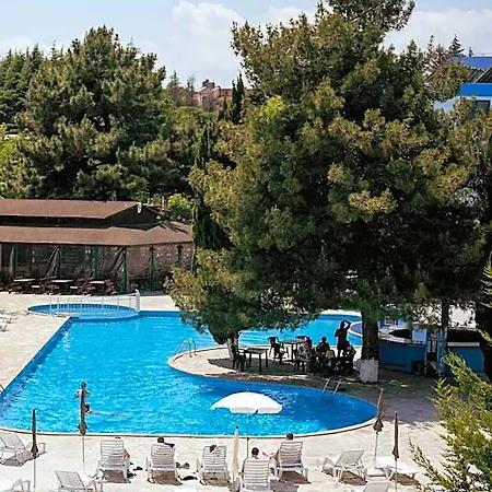 Azurro Hotel 3*